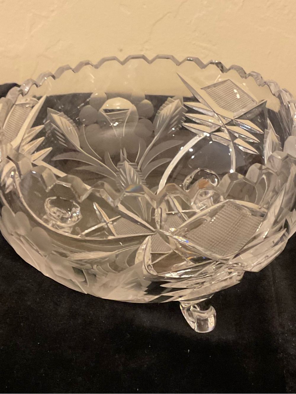 Footed Bowl Brilliant Cut Glass Crystal Sawtooth Rim Pinwheel or Floral Design - Picture 13 of 14
